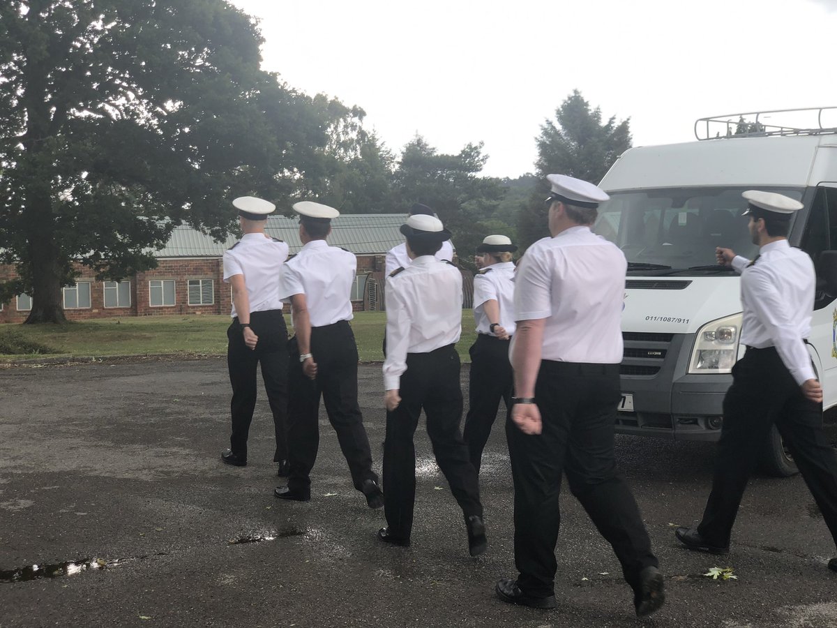 DO_LEDSeaCadets's tweet image. @stevena1993 @SeaCadetsLondon @Captain_SCC @LEDSeaCadets @markweston14 @LWD_SCC @stevena1993 MAST 06/19 Core Drill squad being put through their paces