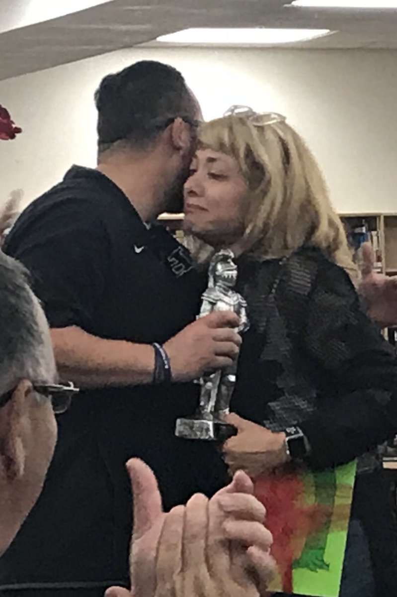 MaryAnnOlivas66's tweet photo. Thank you @HanksHS_Knights for making my last day of school with the Desert View Family one I’ll never forget! Drum line and my very own Knight. My years in #KingdomOf8 mean everything to me! ❤️ #DVMSPROUD #DVMS143 @Nick_Carrillo27 @catherinedoc12 @tinkyscarlett https://t.co/Mgu1XMMKhp