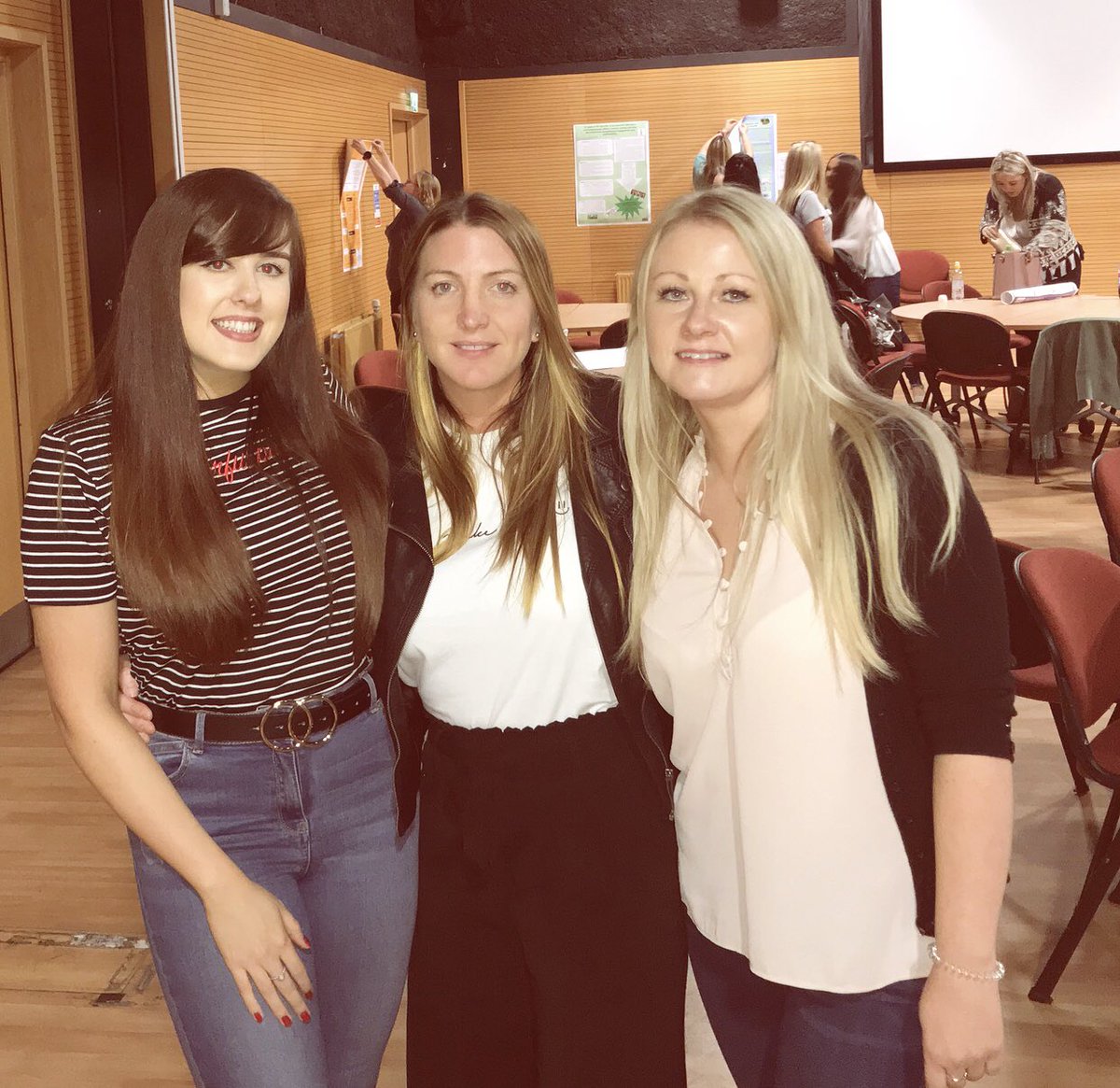 Amy Furnival 🌻 tweet media