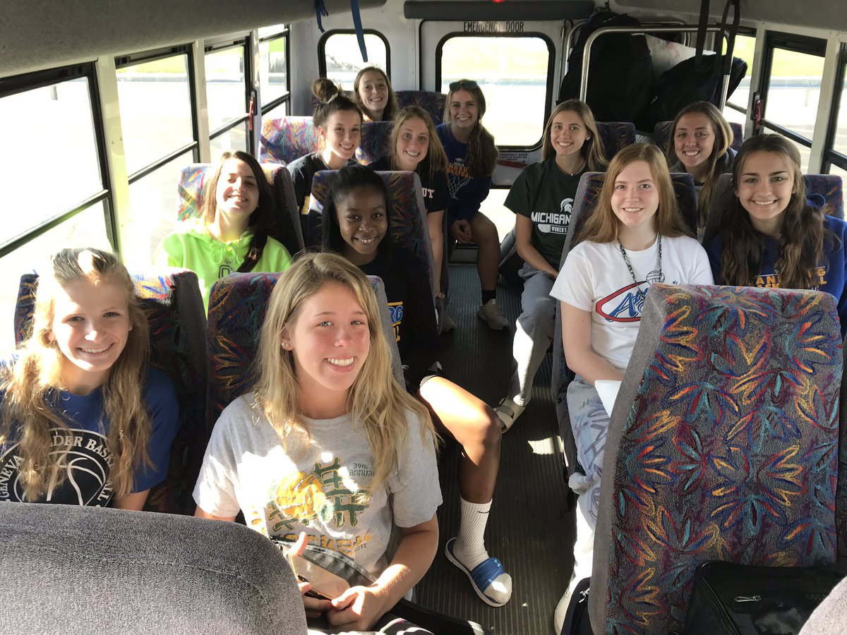 Road Trippin’...next stop University of Illinois! #EJEP #STM <a href="/EaglesAthletics/">Sandburg Athletics</a> <a href="/EaglesAthletics/">Sandburg Athletics</a> <a href="/Illinois_Alma/">University of Illinois</a>