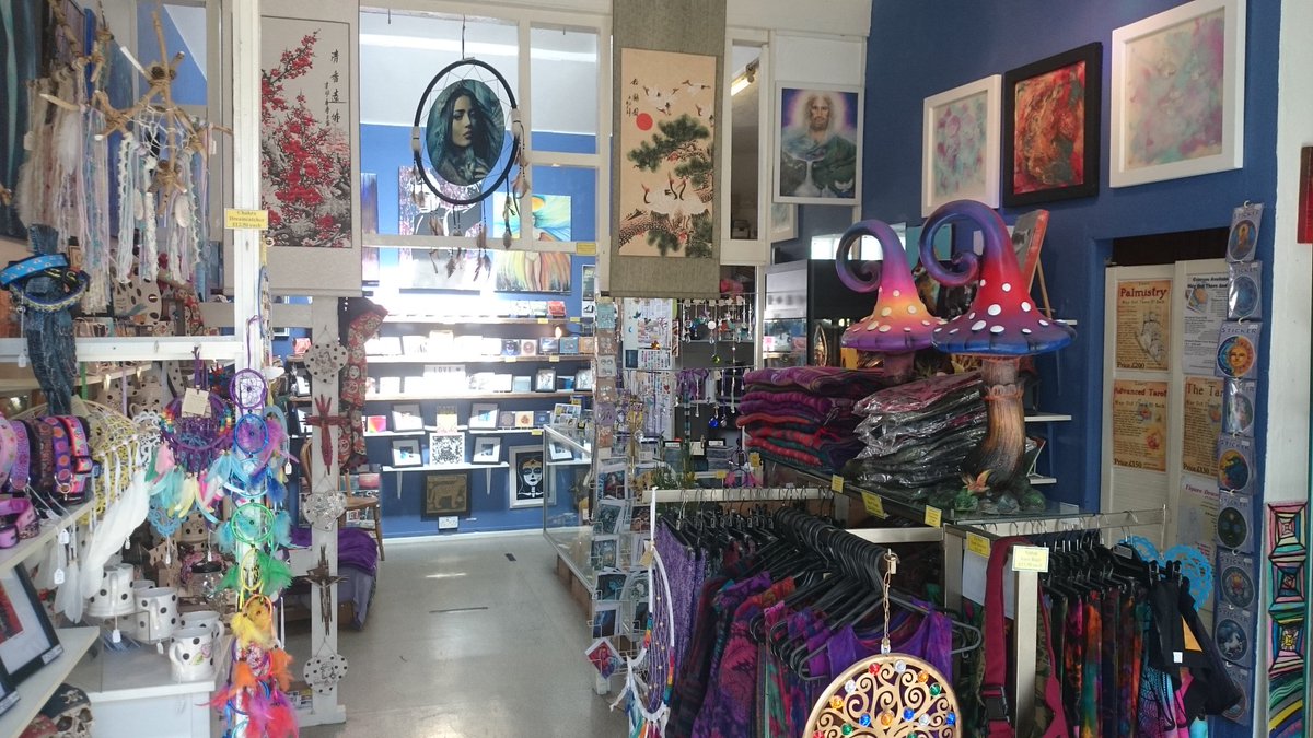WOTAB's tweet photo. Good afternoon from the Way Out There And Back Team 
@ShopLhampton @vi5itLa @Lhamptoninfo @sussexbythesea1 #Littlehampton #LittlehamptonArtGallery #WOTAB #WOTABShop #WOTABArtGallery #UrbanArt #TribalArt #PopArt #StreetArt #LOCA #LittlehamptonTown https://t.co/AOGyhWKQNw