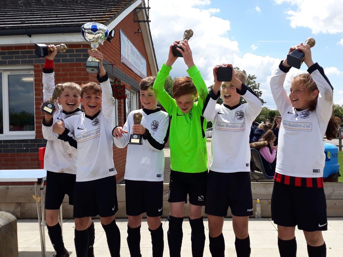Great day of tournaments for Royston Town U10 Eagles today, splitting the squad in half we entered 2 tournaments Ware and Sawston and managed to win them both Amazing effort from all of the boys 👏👏 Amazing development from this group of boys 👌
<a href="/wareyouthfc/">Ware Youth FC</a> 
<a href="/sawstonuythfc/">Sawston Utd Yth FC</a>