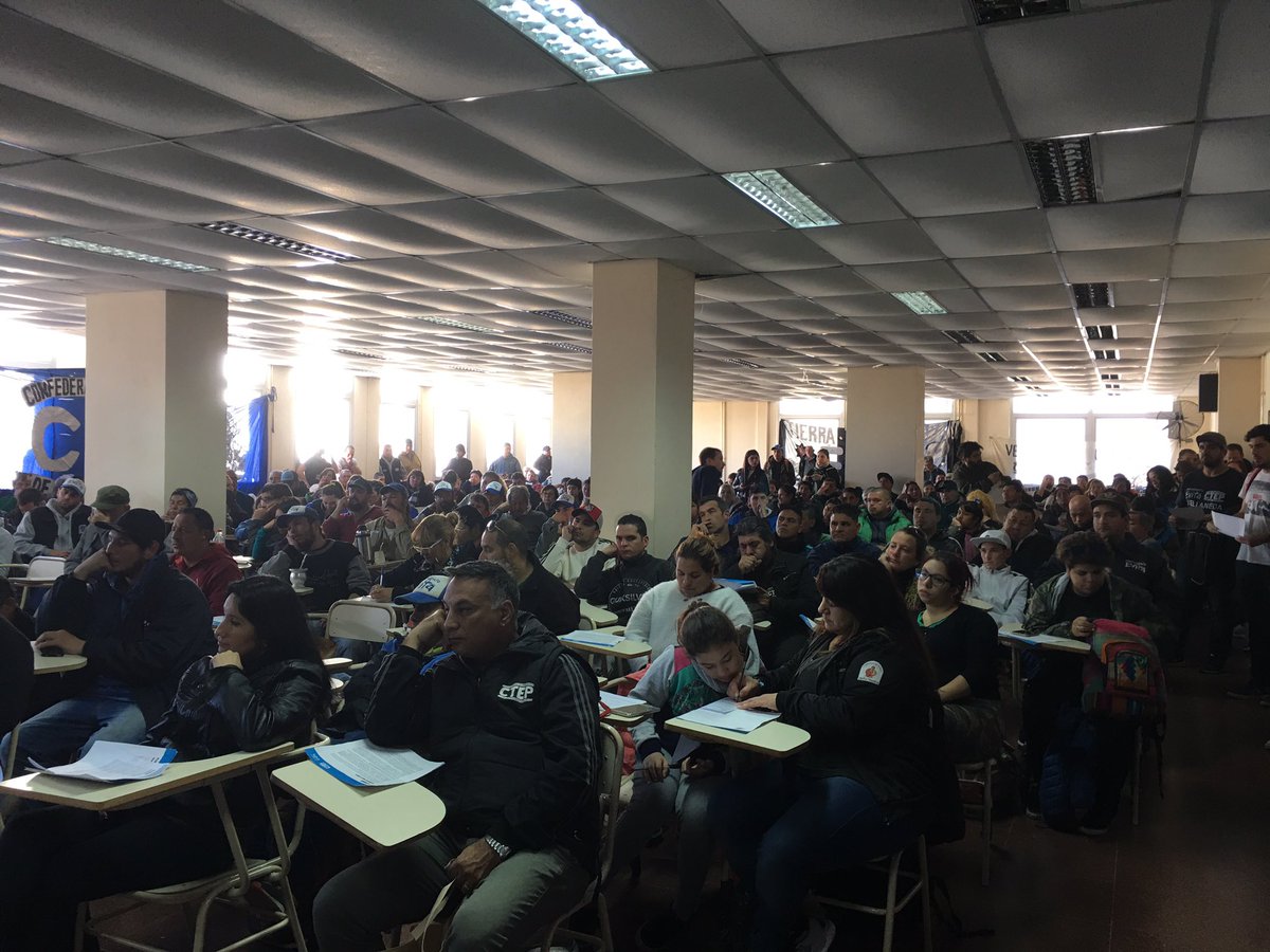 CTEPRegionalLP's tweet photo. #Apertura 
#Plenario #Ctep #Evita con la presencia de Referentes de la #CCC y #BdP junto a @GildoOnorato de @prensactep y Sec Políticas Sociales del @MovimientoEvita 
@EvitaProvBsAs @RegionalLaPlata 
#TierraTechoTrabajo https://t.co/Mi5rZObtUv