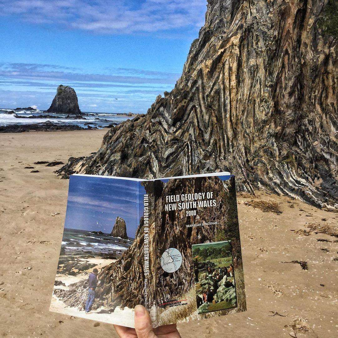 geology_tweets_for_arab (@forgeology) on Twitter photo 