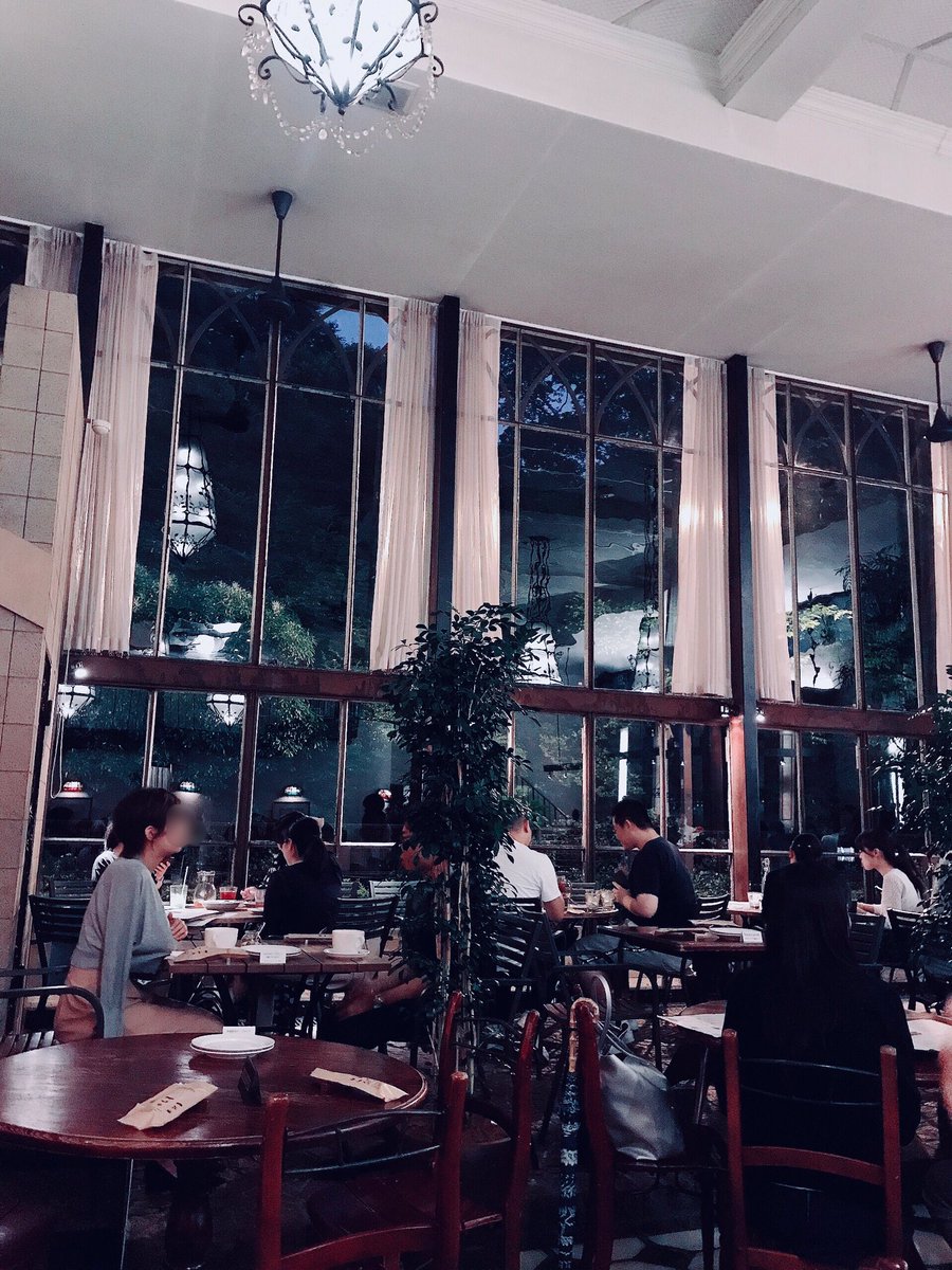 Yasaikakiage Pa Twitter かぁびすさんとかいデデデさんとポケモンgoのコミュニティデイを遊んできました 新宿御苑でナマケロとたくさん遊んだ後に 君の名は の瀧くんのバイト先のレストランでごはん食べました 楽しかったです かぁびすさんかいデデデさんいつも