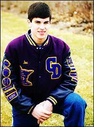 sullympls's tweet image. It’s @Lindsay_13 @GopherWBB @minnesotalynx jersey number retirement today and Joe Mauer @Twins jersey retirement next Saturday!!! Is this the greatest Minnesota sports week ever??!?! #homegrown #madeinMN #skiUmah〽️ #loslynx #mntwins