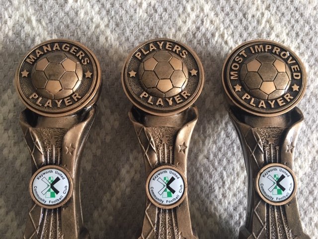 Just over an hour to go before the U11 girls annual presentation, with the big question being who will be winning these?👏🍾🏅