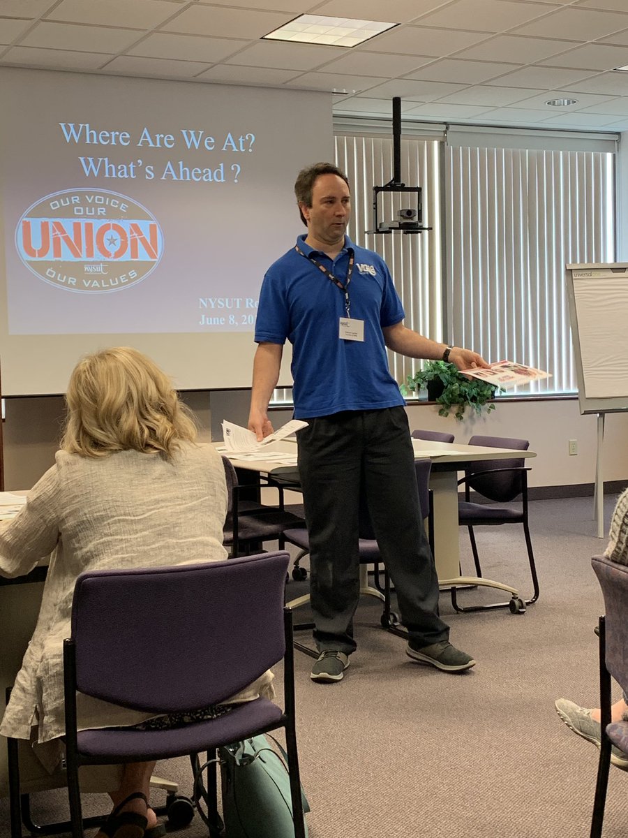 nysutrochro's tweet photo. @nysut supporting our great SRP leaders. Kathy speaks about the ERS, @JasonCarter07 talks VOTE COPE, Liz explains MOI and @PaulHypolite helps with elections. #unionvalue https://t.co/uFAhTchuMJ