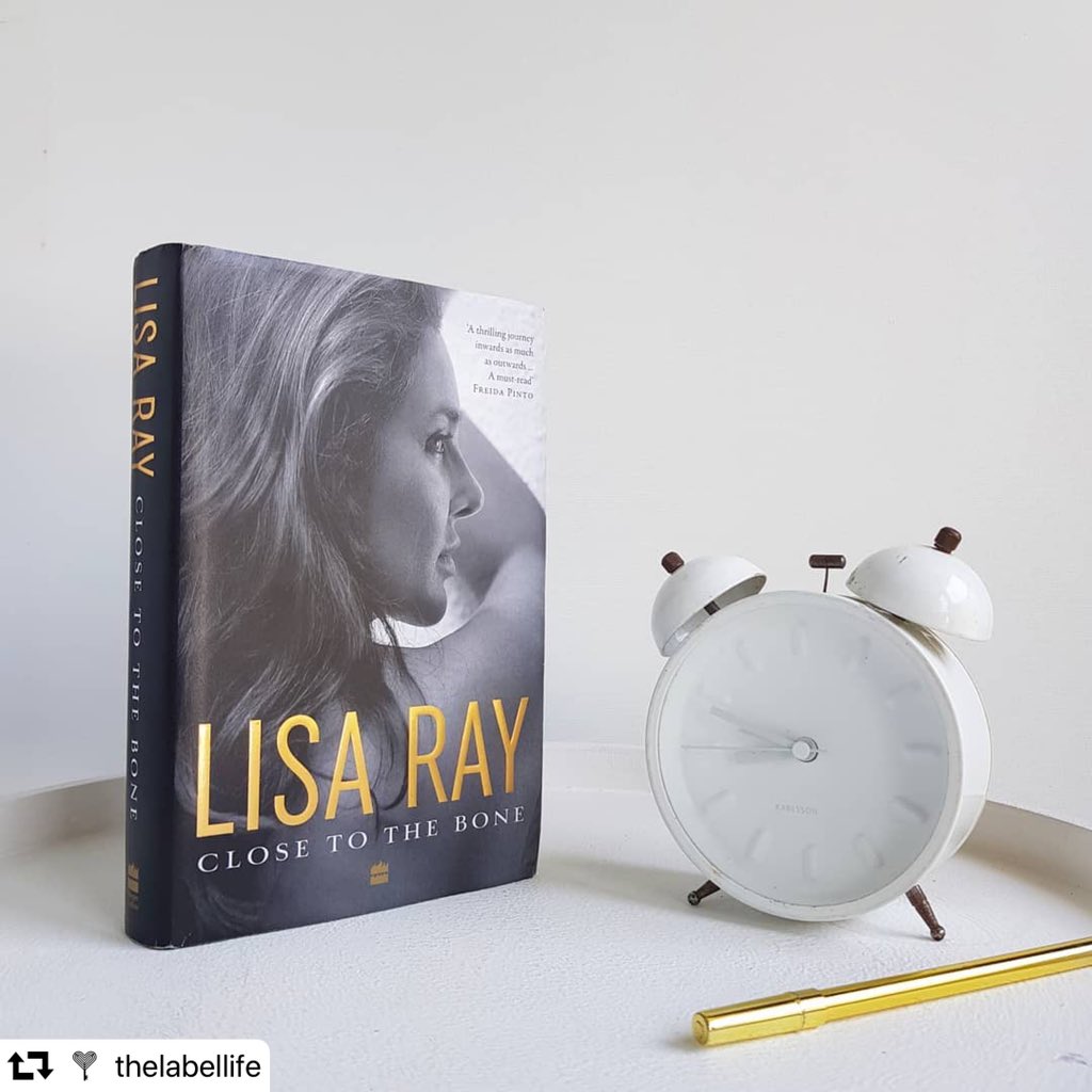 CloseToTheBone_'s tweet photo. #repost @thelabellife
#TheLabelBookClub: @CloseToTheBone_ by @Lisaraniray is not what you would expect.. The book is a rare look into the tumultuous mind of a 17 year old overnight success, a shy-introverted-rebel at heart, whose life has always been a double-edged sword. https://t.co/YtFu6yvm9E