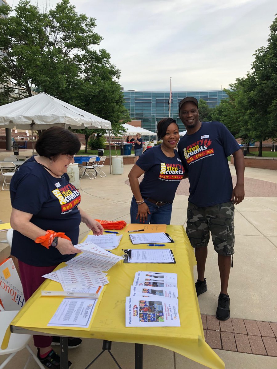 ⁦<a href="/AnneArundelCC/">Anne Arundel Community College</a>⁩ partner ⁦<a href="/BelloMachre/">Bello Machre, Inc.</a>⁩ hosting Every Step Counts on campus today! Volunteers galore to support children and adults with developmental disabilities.