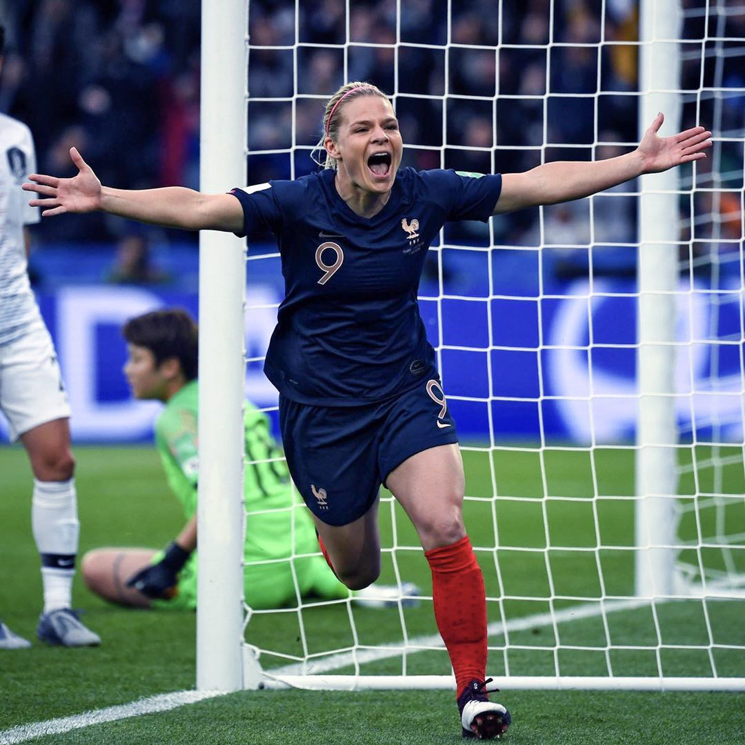 ELS_9_FRANCE's tweet image. 😍Une soirée magique, des émotions extraordinaires mais surtout une belle victoire !! À nous de continuer à écrire l’histoire avec vous ... 🇫🇷❤️
#FiersdetreBleues #FIFAWWC #DareToShine #FRACOR #WhatELS