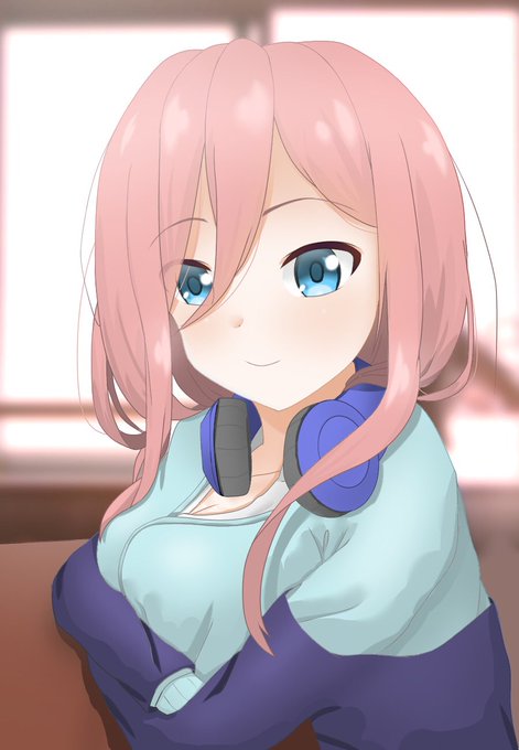 OKDY🔱さんがTwitterに投稿した中野三玖(五等分の花嫁)のイラスト。