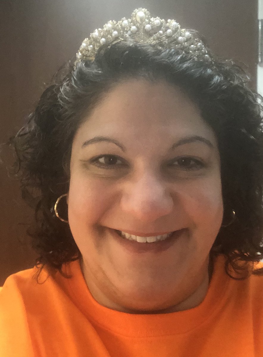 SQLSpouse's tweet image. Bleary-eyed, bushy-headed! Princess powers activated!! #SQLSATVABeach  #tiaralife