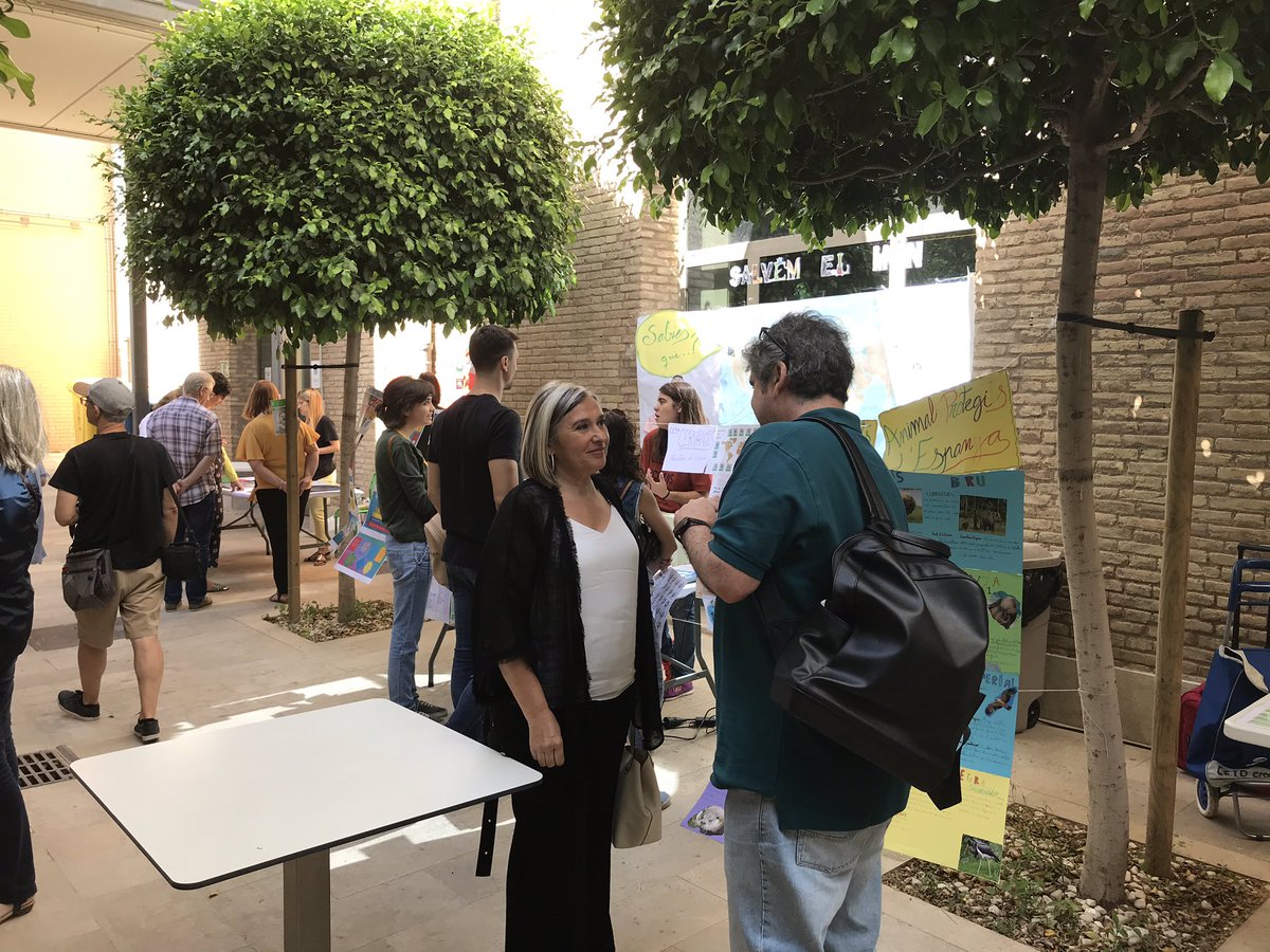 antoninavarro's tweet photo. Seguint les bones idees a la #7manaABP coordinades per l’equip del #Cefirevlc @TeresaVendrell3 @GVA_Cefire @GVAeducacio #CsABP #CsCEFIRE https://t.co/vwcDcvLzjY