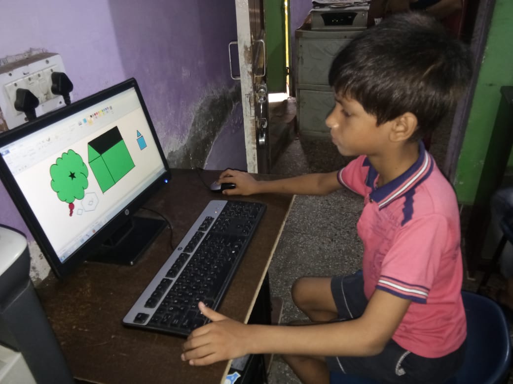 projectwhydelhi's tweet photo. Digital media has transformed the way our #children learn, think, play, socialise and express themselves. But they are at risk too.

#projectwhydelhi along with our computer course - Cyber WHY, we provide awareness on safe net surfing and usage. #SafetyFirst #SaturdayThoughts https://t.co/wfXGboS4W5