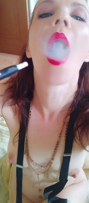 Smoking is bad. Its very bad https://t.co/EC89YUYNf1<a href="/tag/mvsales"class="tags"><span>#mvsales</span></a>