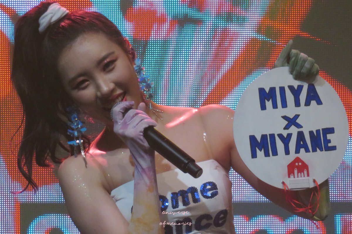 ofMemories_'s tweet photo. 190606 #SUNMIinBerlin

MIYA X MIYANE 💙

#sunmi #선미 #warninginberlin https://t.co/E17ywpdgE5