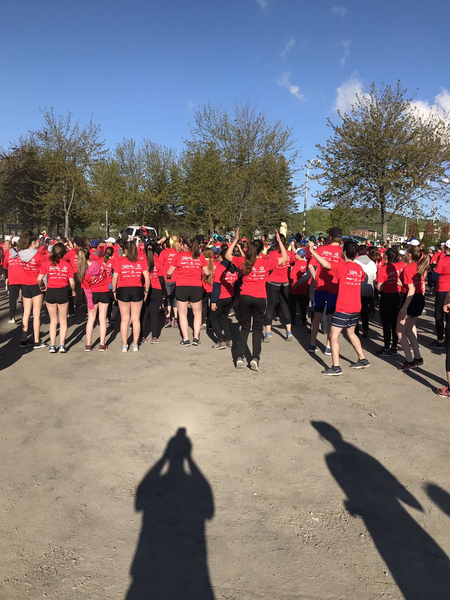 caronluc's tweet photo. Et c’est parti pour la 5e édition de la course JBJA.  Bonne journée à tous les participants 👍👍 https://t.co/2woE4PXQWQ