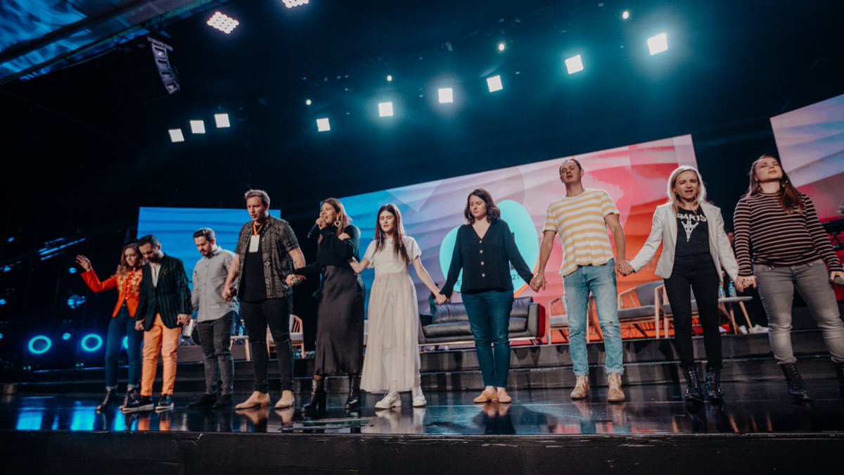 estebansolisp's tweet photo. Me encantó lo que viví esta semana. El futuro de la Iglesia es brillante/ Loved this week, the future of the church is bright @enlacetv @empowered21 https://t.co/1JCe2YPRFi