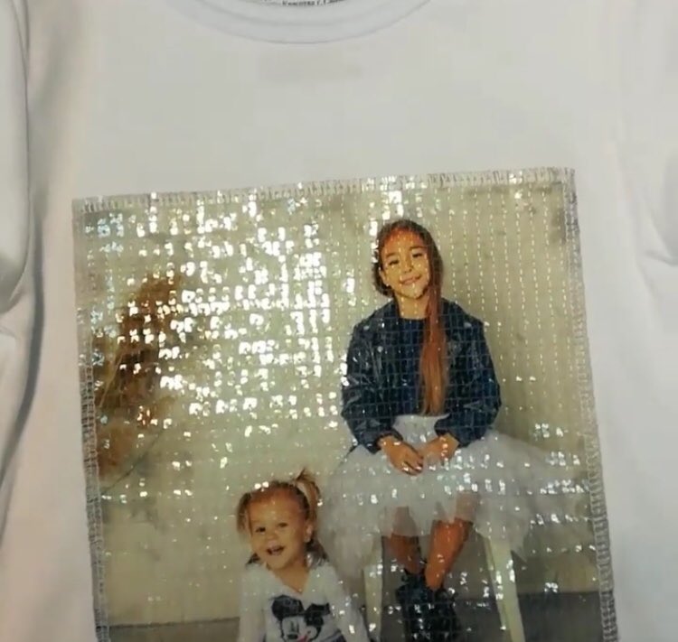 sierralopezfans's tweet photo. Sierra and her sister Miya got a gift by @willowkruk such a sweet❤️❤️ creds @sierraellelopez @dancemomsabrina (WE’RE FAN PAGE) #sierraellelopez #HappyBirthdaySierra #asksierra https://t.co/wruKsjwKnP