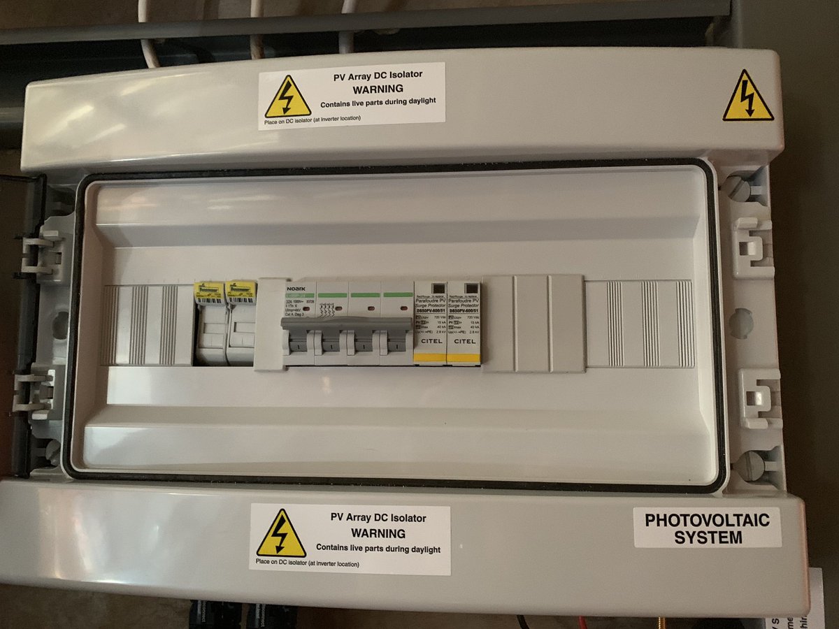 FutureBuss_IS's tweet image. @SegenSolar #dcprotection solutions for #SmallBusiness