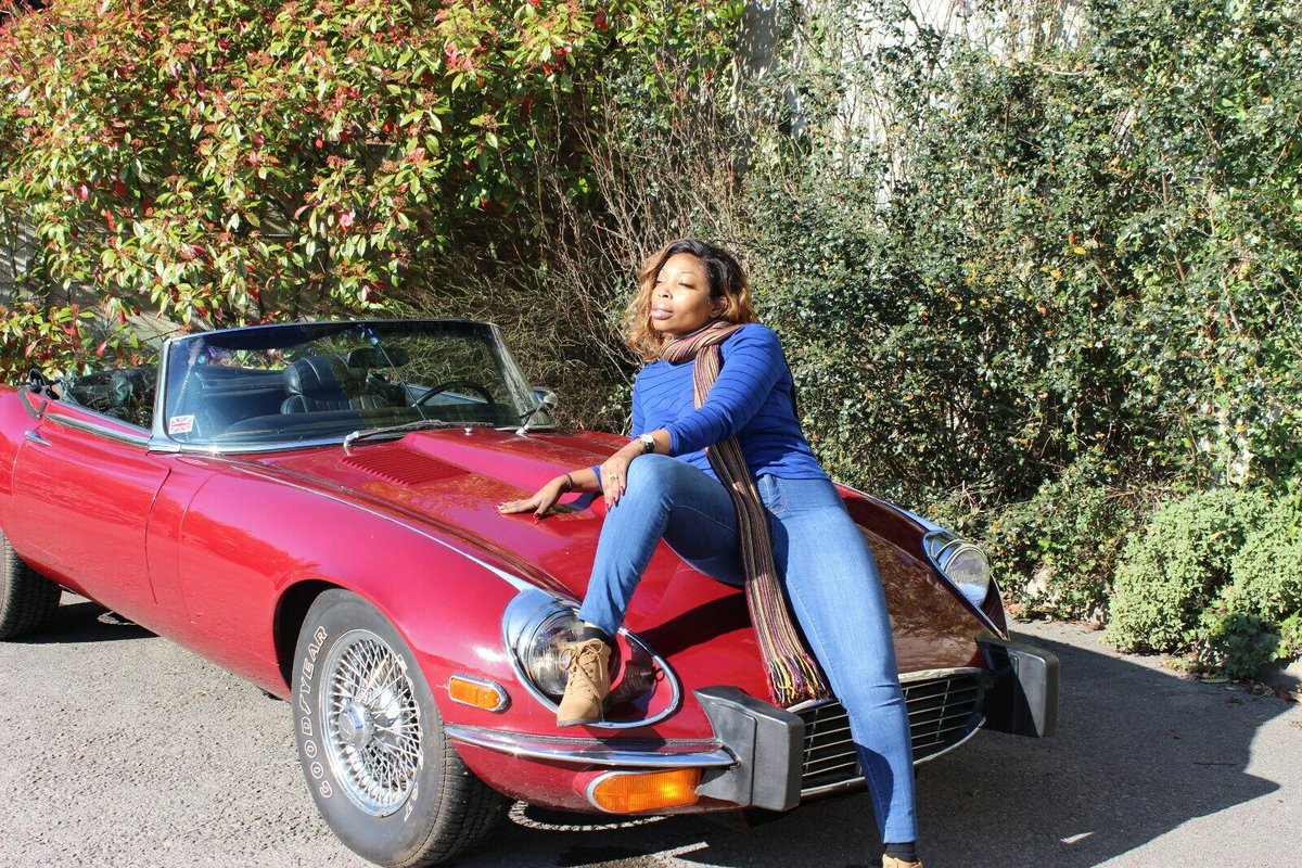 GeorgeCochrane1's tweet photo. Just waiting nonchalantly on a coal delivery...

https://t.co/80qrYXtJBA
#Caturday #Jaguar #eBay https://t.co/xEAfPEgMEZ