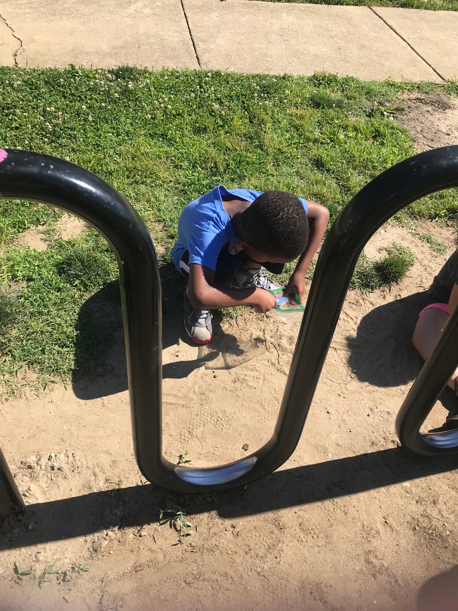tonifosterWE's tweet photo. Sand collecting! @TeachStrategies #sandtheme https://t.co/GoLaobcDI5