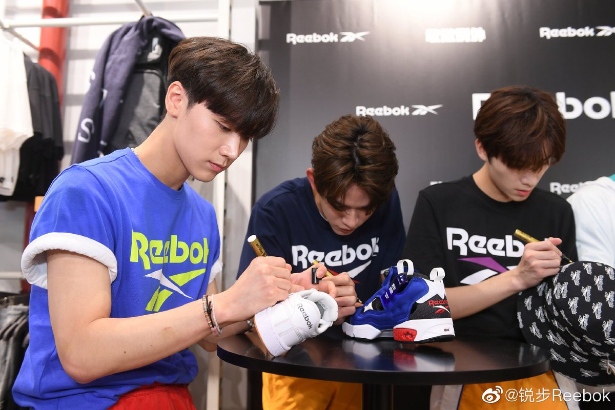 Brouwerij verlies uzelf katje NCT DREAM CENTER в Twitter: „190608 WayV @ Reebok 1st anniversary event in  Huaihai Road Shanghai (2) https://t.co/J8coenSoeB @WayV_official @NCTsmtown  https://t.co/h1KfBfWInV“ / Twitter