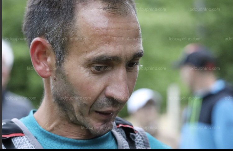 EHultratrail's tweet photo. Imanol Aleson acaba de terminar la segunda vuelta de la CHARTREUSE TERMINORUM la ultra francesa inspirada en la Barkley.
De momento (14:00 sábado) solo 3 de los 40 corredores han completado la segunda vuelta.
Pics: https://t.co/8bhi4vL7tt
#chartreuseterminorum #Terminorum https://t.co/MnP4bJ7Mqo