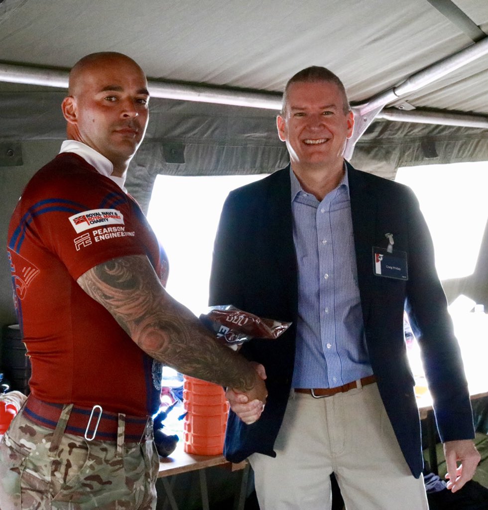 REFieldGun's tweet photo. It was a pleasure to have the MD of our sponsor @Pearson_Eng_Ltd present the final 18 of the crew with their final run track tops. @team_endeavour @Proud_Sappers @RNRMC @craigpriday https://t.co/0p7M605fdi
