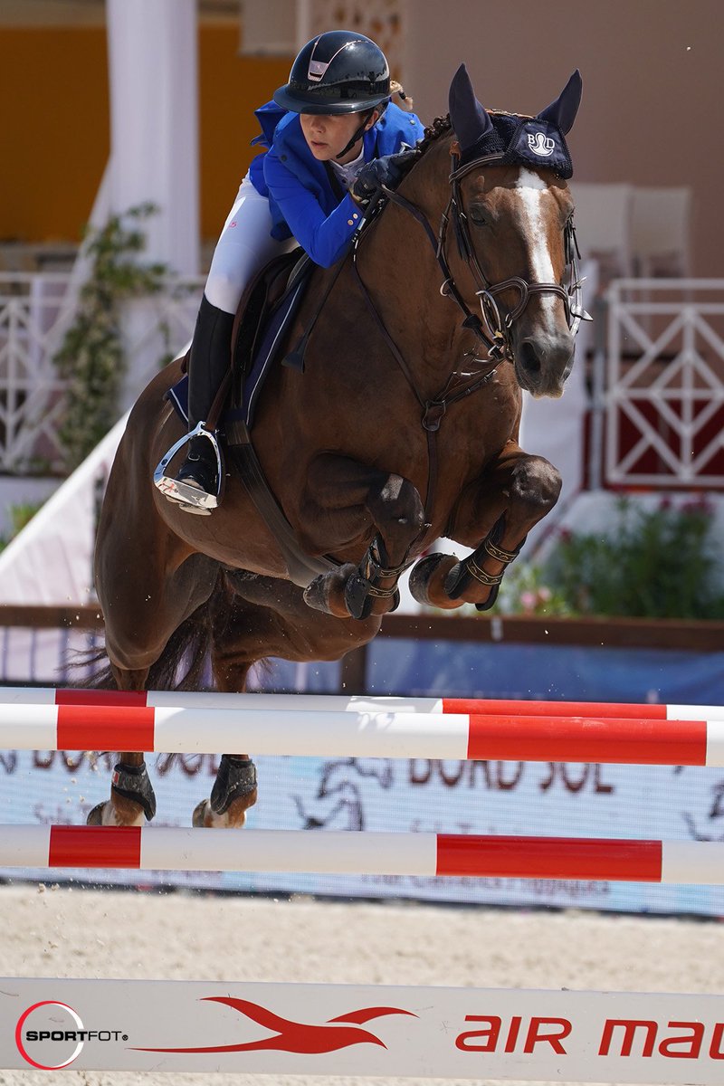 LGCTCannes's tweet photo. [RÉSULTATS] 🏆 Prix Bord Sol - CSI1* 1,30 m
🥇 Charlotte Slosse &amp; Uzel de Kens 🇫🇷
🥈 Olivier Bergonzi &amp; Tienanmen d'Argences 🇫🇷
🥉 Sofia Abramovich &amp; Sacree du Rouet 🇬🇧 

📷 © Sportfot
#jumpingcannes #lgctcannes #lgct #gcl #showjumping #jumping #cannes https://t.co/BMY8hnf0GZ