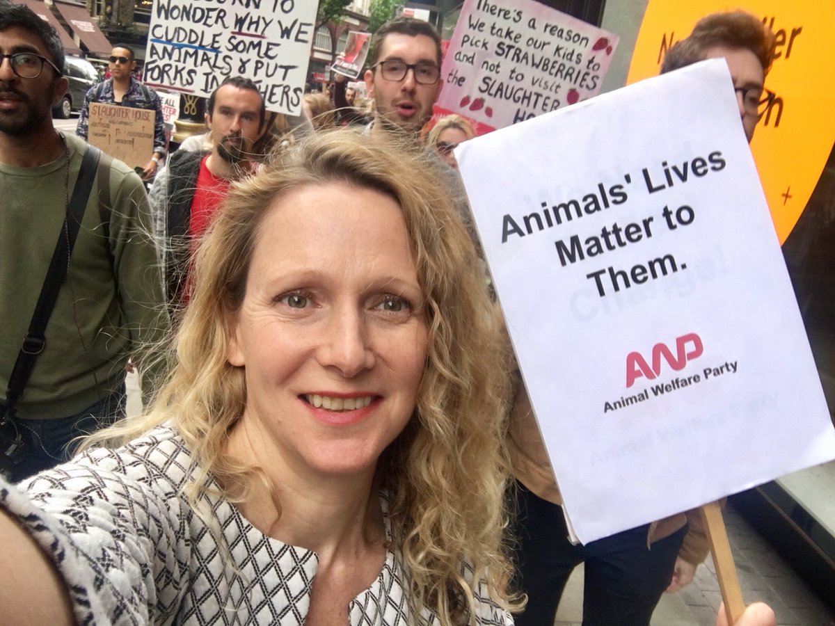 AnimalsCount's tweet photo. Making the case that animals’ lives matter with this strong turnout at the March to Close All Slaughterhouses today in central London. #MTCAS #StopSlaughterhouses https://t.co/sBVvi5h1rg