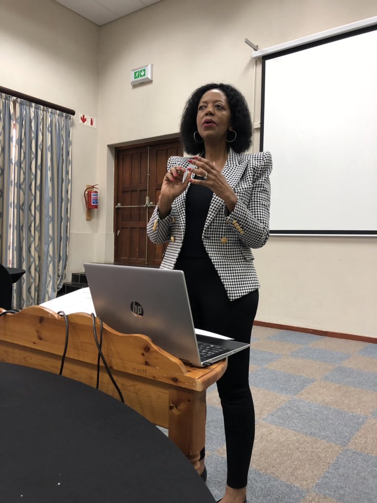 liminal_walk's tweet photo. Our amazing guest, Dr @judydlamini! How fortunate are the girls today!? 
#GirlsLunch  
#RelationshipWorkshop https://t.co/ivKaodmzLz