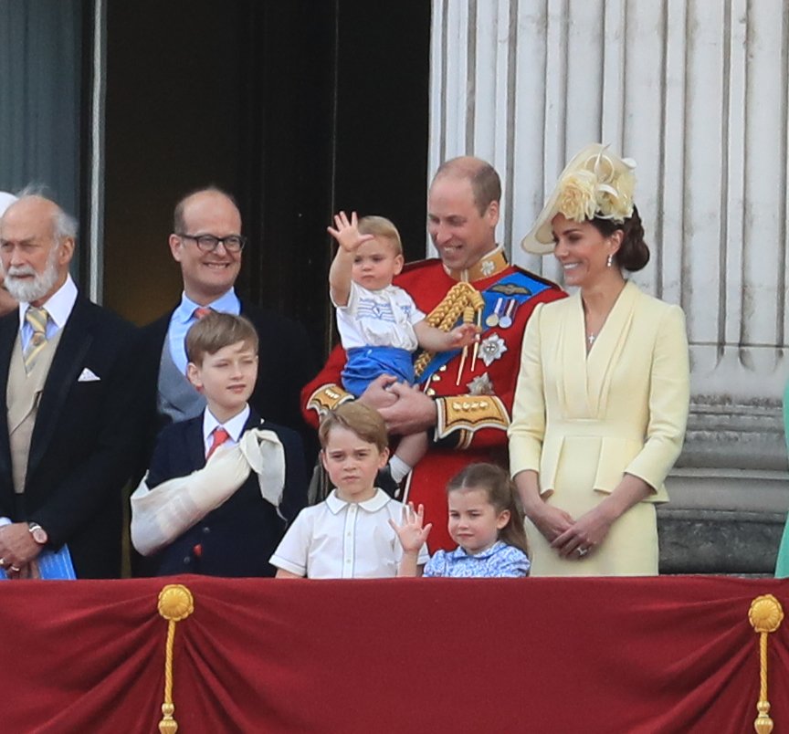 InStyle's tweet photo. The entire royal family gathered on the Buckingham Palace balcony for the fly over during #TroopingTheColour. Prince George, Princess Charlotte, and Prince Louis are looking as cute as ever! https://t.co/DLu96dUc23