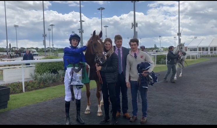 JPOwenRacing's tweet photo. 🔥 WINNER 🔥 @ChelmsfordCRC #mawarid does the business under jockey #IsaacBuncle  well done team!!!! @tommoracing @ShadwellStud @ARO_Racing @ArabianRH https://t.co/gT8qYL4O05