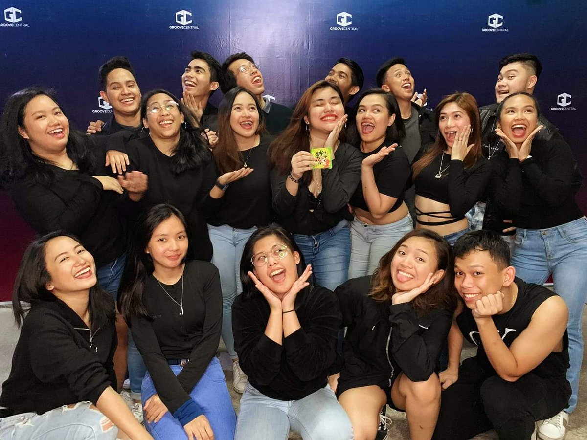 PrecomDT's tweet photo. Got nothing to do this weekend? Catch some of our beloved alumni and members perform live tomorrow! 💚 7:00 pm at the Newport Performing Arts Theater Resorts World Manila!!

#PrecomGrabe
#PrecomGameOn https://t.co/lq3Utk379z