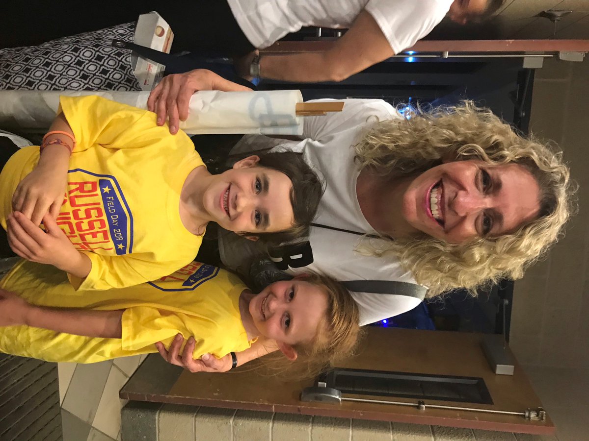 ARKknights1's tweet photo. @ARKknights1 Lip Sync team rocks.  Thanks for our performers and our leader, Ms. Szwajkowski for representing ARK. https://t.co/rjE7wHtRLw