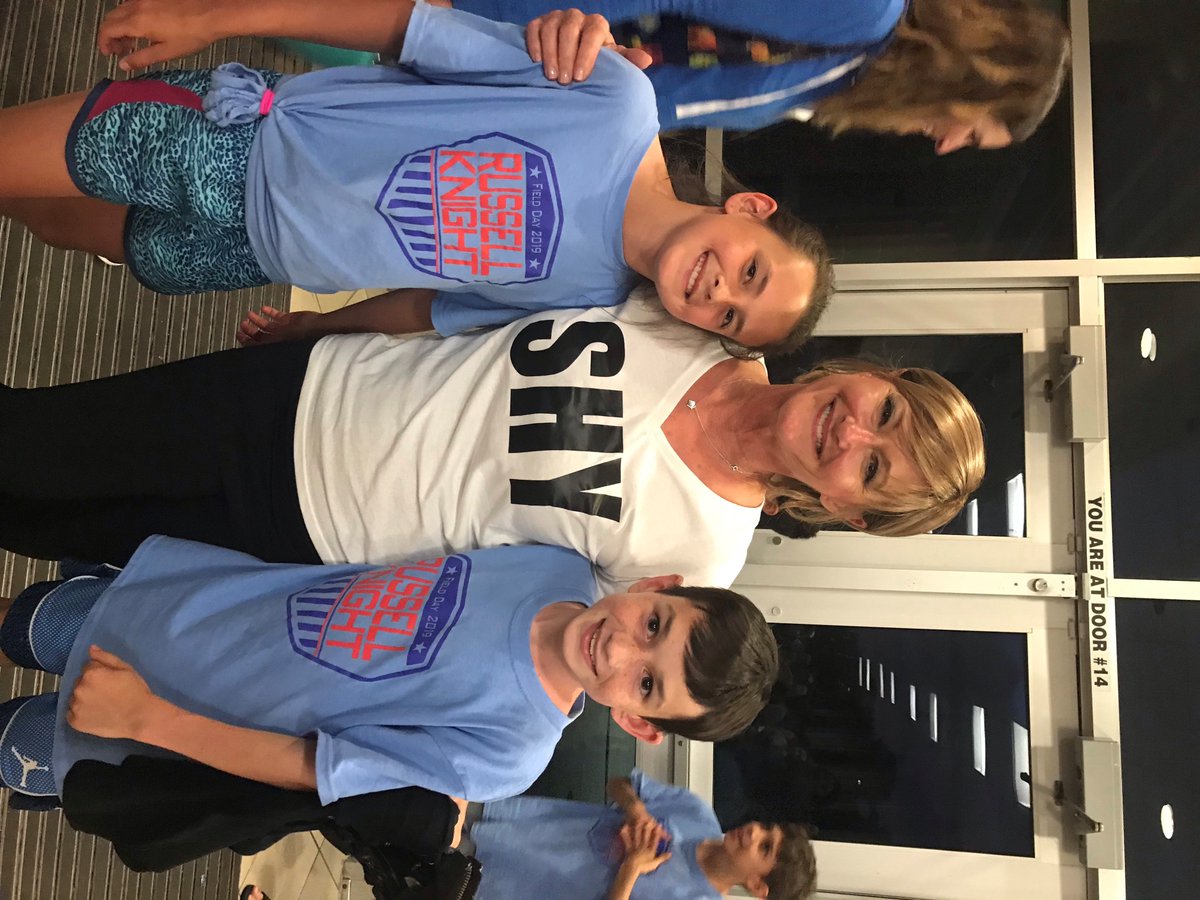 ARKknights1's tweet photo. @ARKknights1 Lip Sync team rocks.  Thanks for our performers and our leader, Ms. Szwajkowski for representing ARK. https://t.co/rjE7wHtRLw