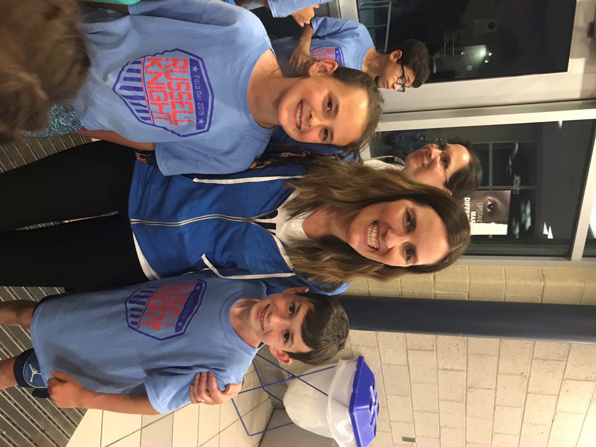 ARKknights1's tweet photo. @ARKknights1 Lip Sync team rocks.  Thanks for our performers and our leader, Ms. Szwajkowski for representing ARK. https://t.co/rjE7wHtRLw