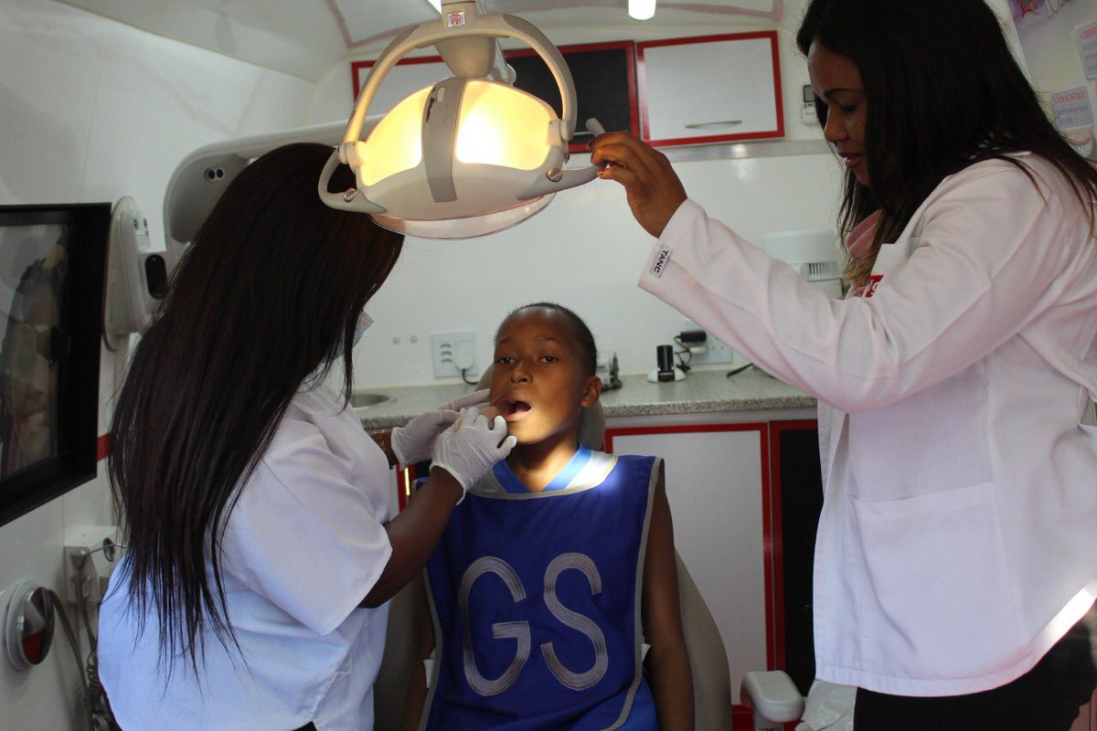 Roadvertiseads's tweet photo. Thank you to Colgate SA and the following dentist: Vangile Thabethe, Asanda Tromp, Jabulile Masilela, Galaletsang Kodise for the free Screenings.
#KeepSAsmiling
#Wehavearrived
#Totallyhealthymouth
#Healthylifestyle
#Oralcare
#Colgate https://t.co/Kfa1Sfztey