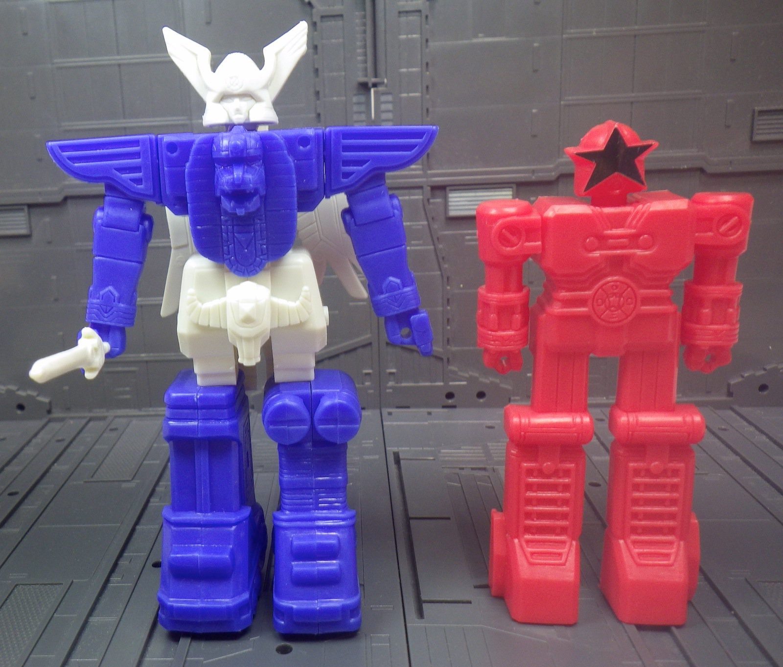 レトロ　希少　オーレンジャー　フィギュア　オーレンジャーロボ　食玩 森永　当時物 ohrangerrobo089.jpg