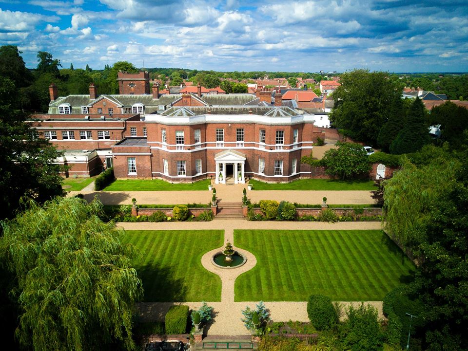 EPcreativeevent's tweet photo. SOLD OUT 
We look forward to welcoming our guest speaker Dawn Ward and all of our lovely guests to the Lavish Summer Lunch at Bawtry Hall on the 22nd of June!
#bawtryhall #ladieswholunch #dawnward #Cheshire #Bawtry #eventplanners #summer https://t.co/AJSy7TM9p5