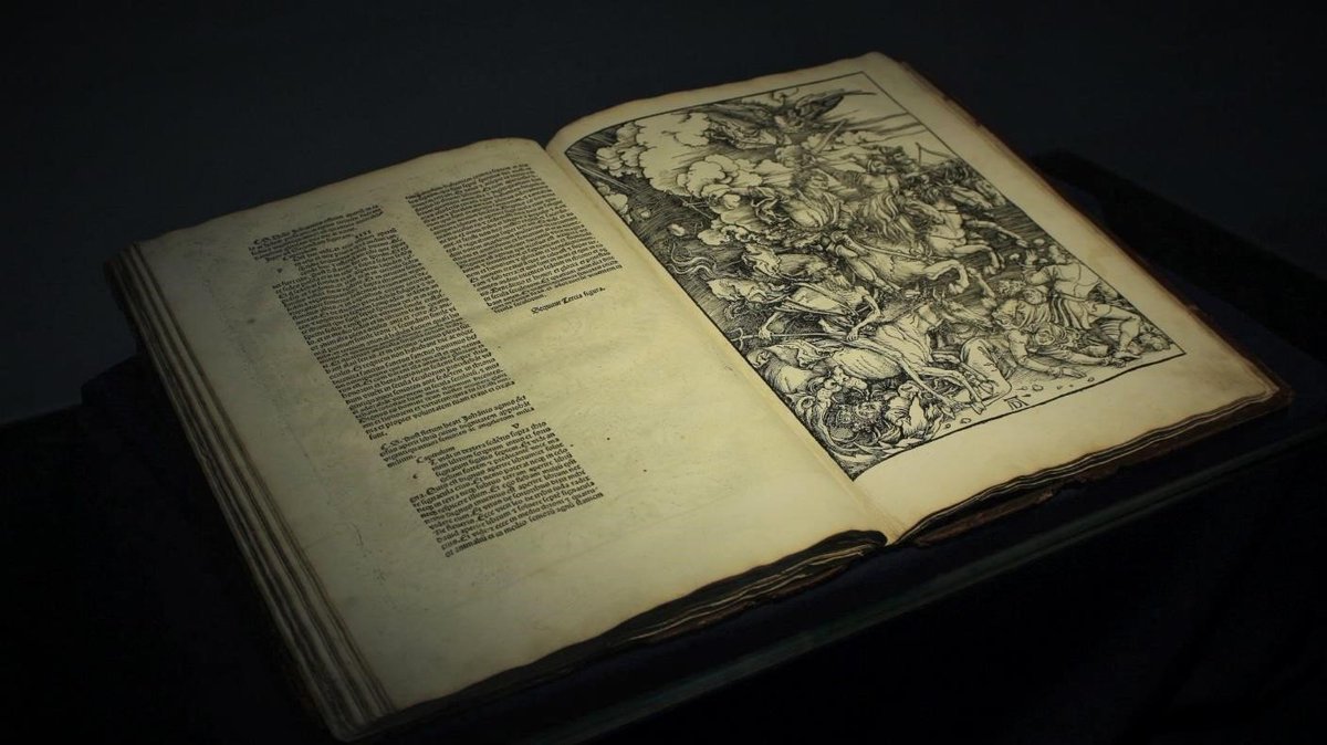 Apoksalipsa św. Jana z ilustracjami Albrechta Dürera ze zbiorów <a href="/MuzeumMAW/">Muzeum Archidiecezji Warszawskiej</a>. Księgę (a także ilustracje do Apokalipsy Dürera, Lebensteina i Majki) można oglądać w <a href="/MuzeumMAW/">Muzeum Archidiecezji Warszawskiej</a> do końca września!