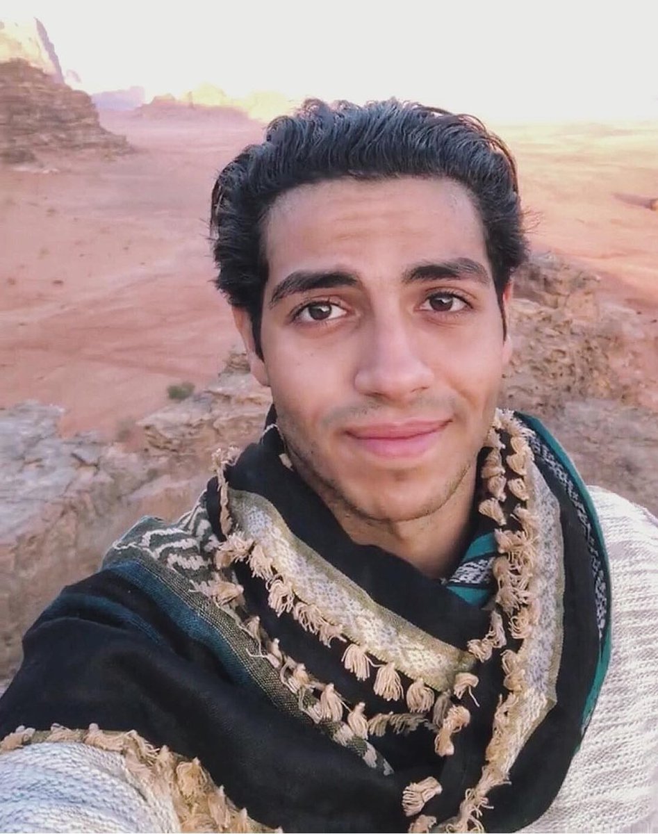 Bonusiie's tweet photo. หลังจากดูอะลาดินจบก็คือหยุดประทับใจ Mena Massoud พระเอกของเรื่องไม่ได้เลยยย น้องงงง ตอนดูตัวอย่างก็ว่าเฉยๆนะแต่พอดูในหนังแล้วบ้าเอ้ยยยิ้มได้น่ารักมากกกกกกกกกกกกกกก https://t.co/gzYkdB3YRM