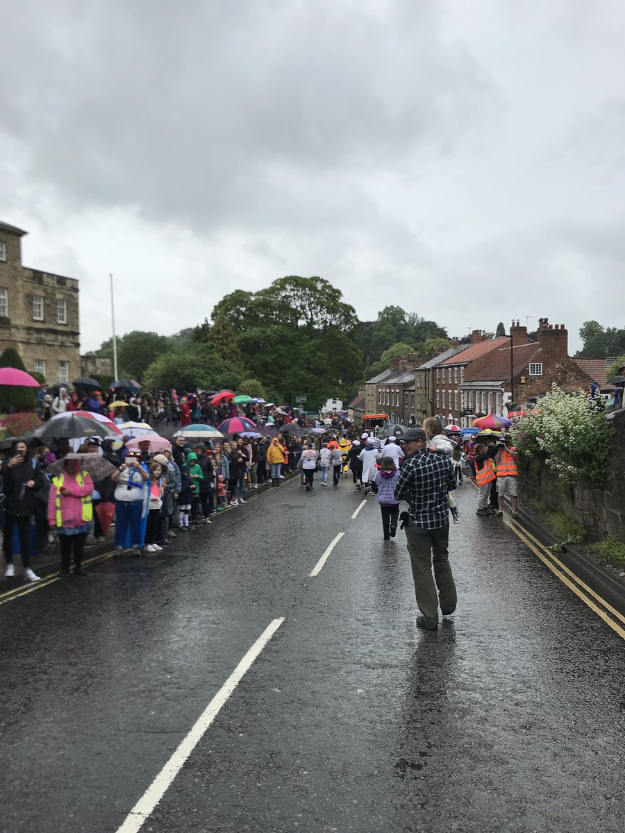 Raworths's tweet image. Thank you everyone for the support in the rain! @greatbedrace #knaresborough #timetorun