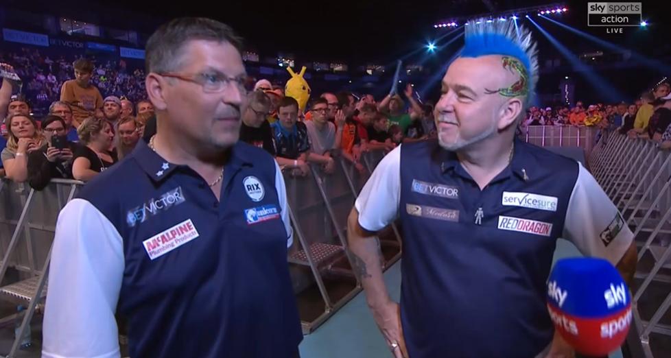 Live Darts tweet media