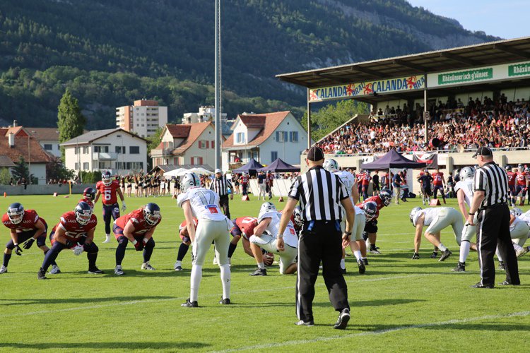 Brutal: Die <a href="/Calanda_Broncos/">Calanda Broncos</a> verlieren das CEFL-Endspiel gegen die <a href="/SwarcoRaiders/">Swarco Raiders Tirol</a> erst nach heroischem Kampf mit 42:46.

Matchbericht: grheute.ch/2019/06/08/cal…