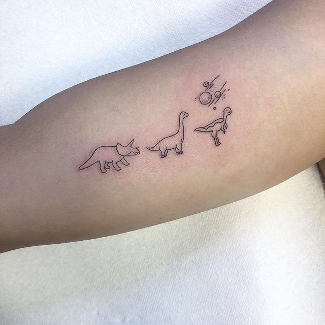 Jherelle Jay on X: "Some cute little dinosaur friends I tattooed today # dinosaur #tattoo #tinytattoos #finelines #smalltattoos #cute #tattoo https://t.co/XP5TOCMXmh https://t.co/nJ7JITg2Ko" / X