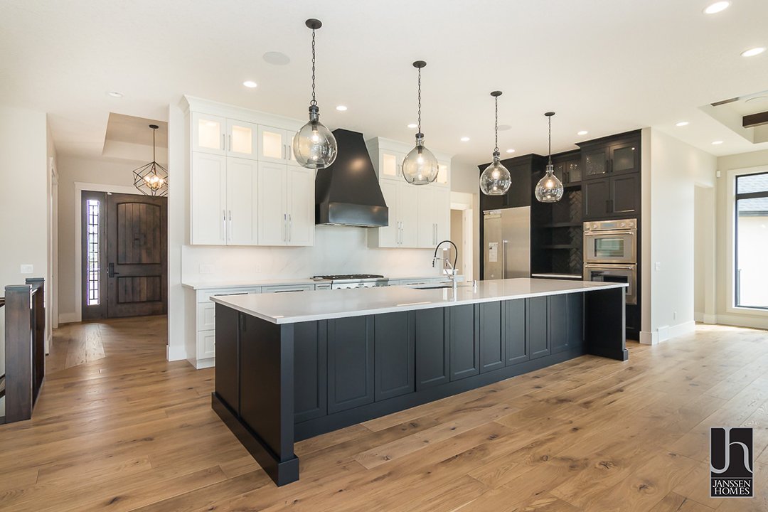 ClassicKitCab's tweet image. Just posted to fb: Pictures of cabinets by us in an incredible private residence by Janssen Homes. facebook.com/media/set/?set…