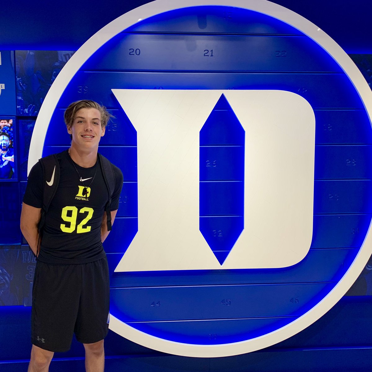 AliamAppler's tweet photo. I got to spin it today with @connor10clark 🎯#dimedropping @DukeFOOTBALL enjoyed working with @CoachSingler @CoachZRoper @CoachGOET_238 @Z_Pidgeon @DavidCutcliffe Go Duke! #Fifty5 https://t.co/7Id5mU6ISb